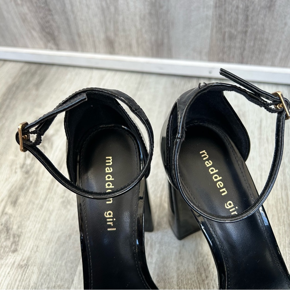 Madden Girl Platform Omega 6 Inch Block Heel Womens 8.5 Black Patent Baddie Club - Picture 10 of 12